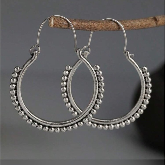 Jewelry - Exquisite Mini Circle Shaped Earrings